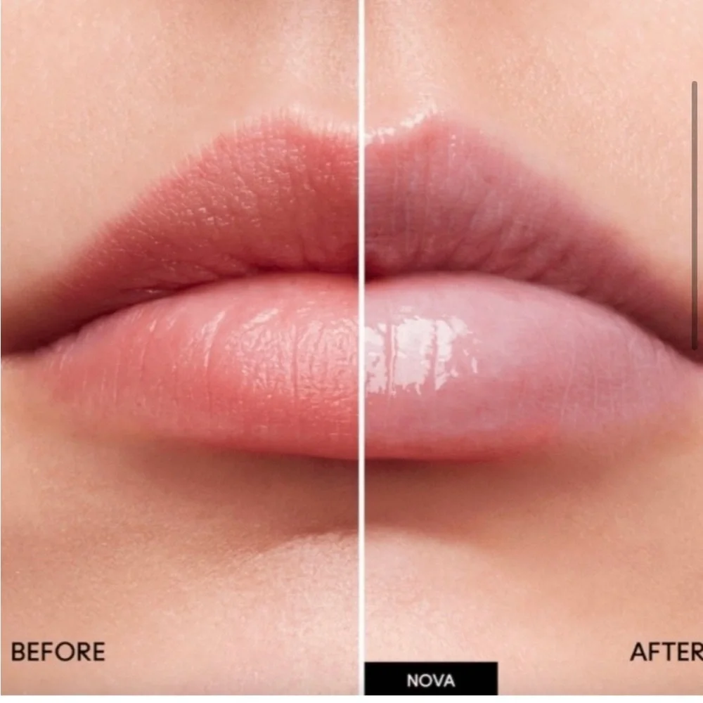 M.A.C. Cosmetics Squirt Plumping Gloss Stick In Nova(Blue)